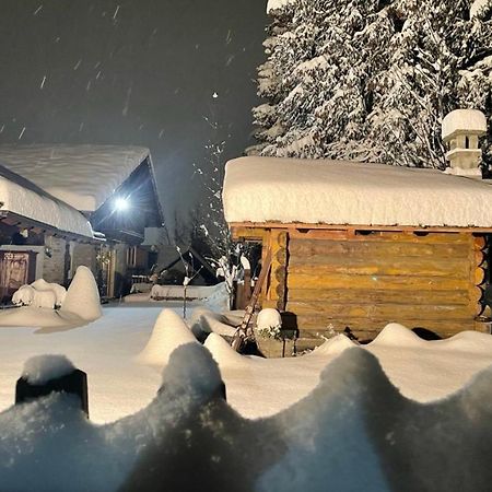 Chalet Blanc "Coeur Sapin" Courmayeur Exterior photo