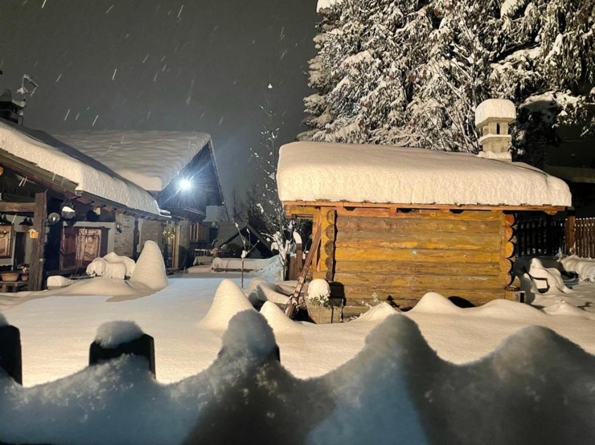 Chalet Blanc "Coeur Sapin" Courmayeur Exterior photo